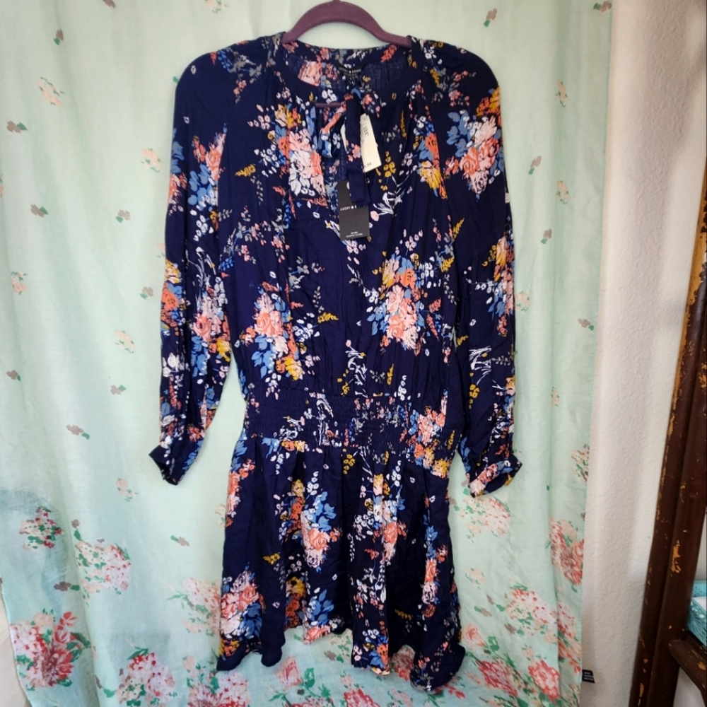 NWT Buckle Floral Dress